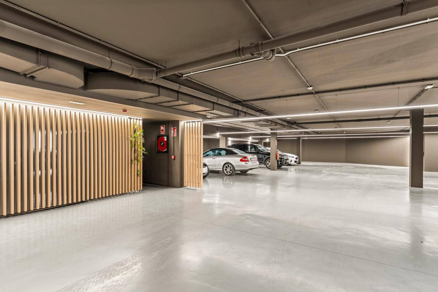 3 slaapkamer Flat te koop in Benahavis met garage - € 2.149.000 (Ref: 9394322)