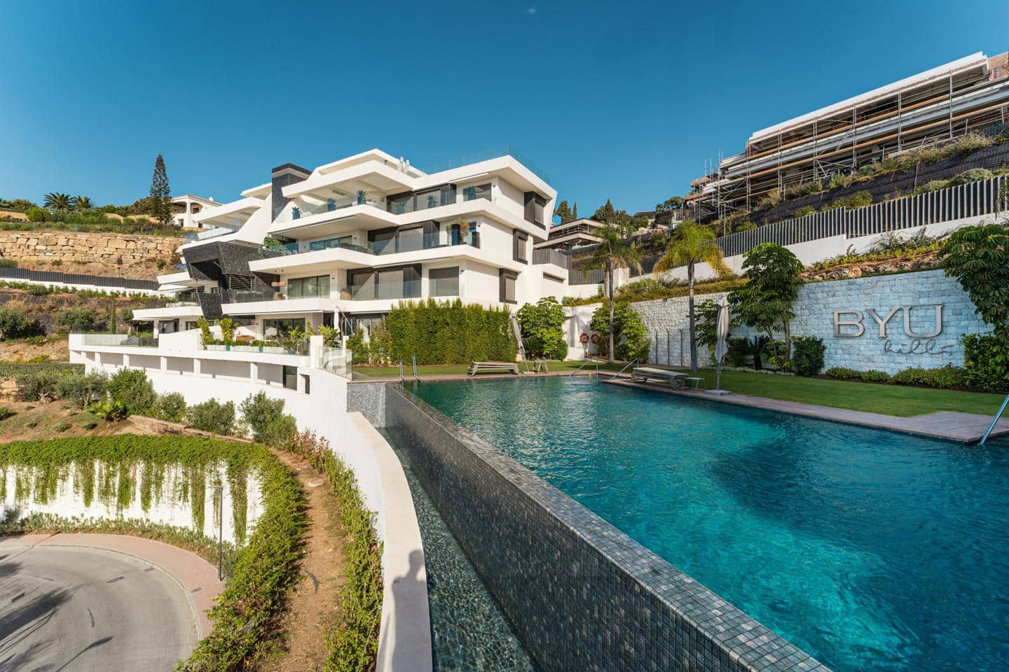 3 slaapkamer Flat te koop in Benahavis met garage - € 2.149.000 (Ref: 9394322)