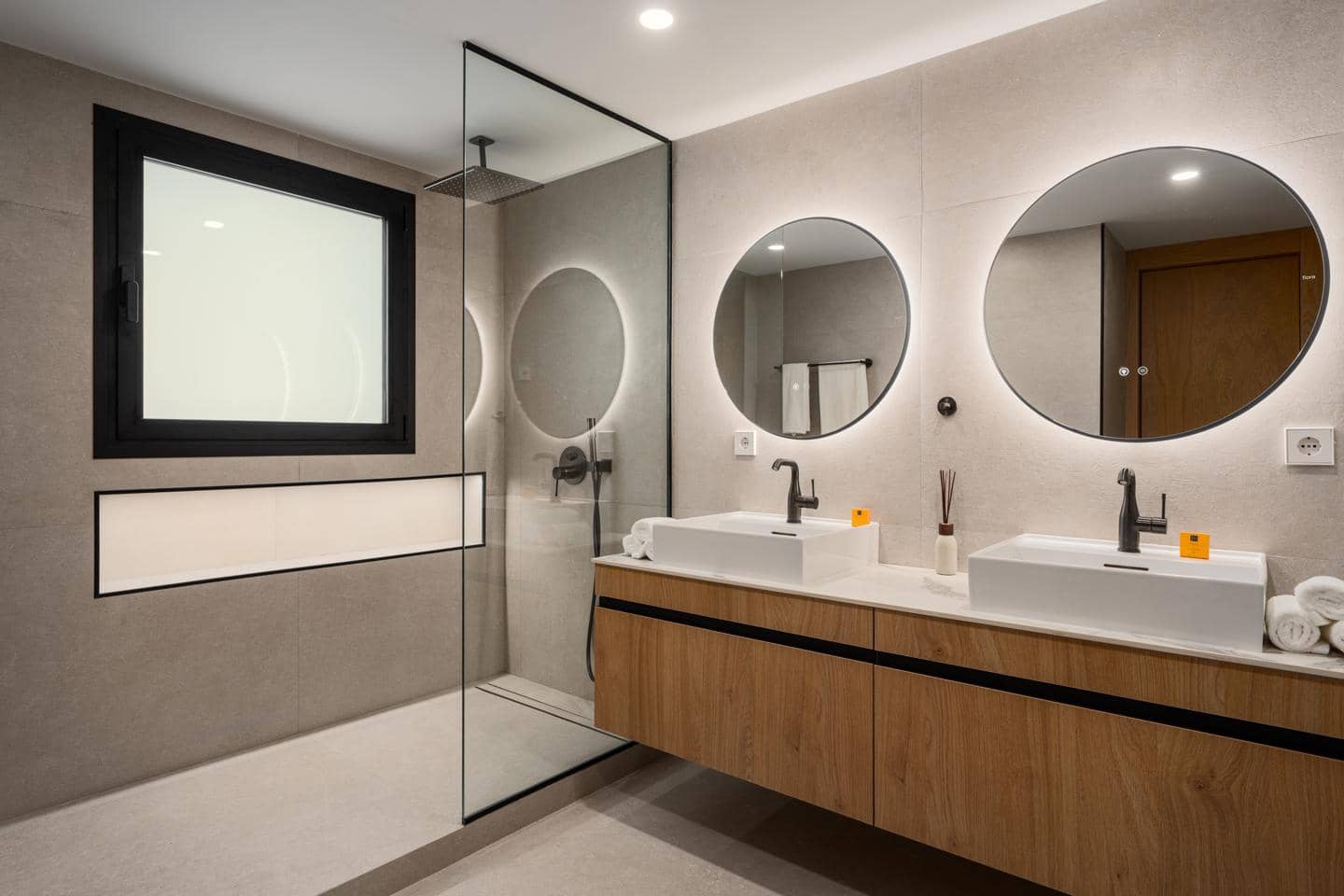 3 slaapkamer Flat te koop in Marbella met garage - € 1.195.000 (Ref: 9394323)