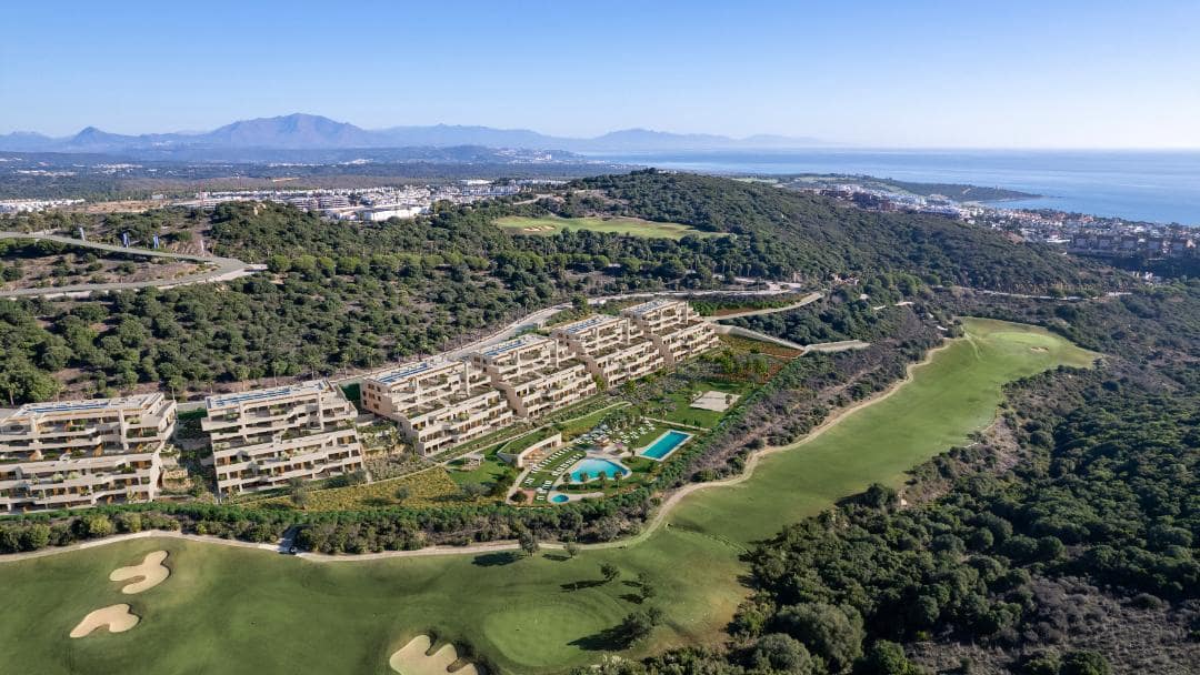 Piso de 2 habitaciones en La Alcaidesa en venta con garaje - 482.000 € (Ref: 9412997)