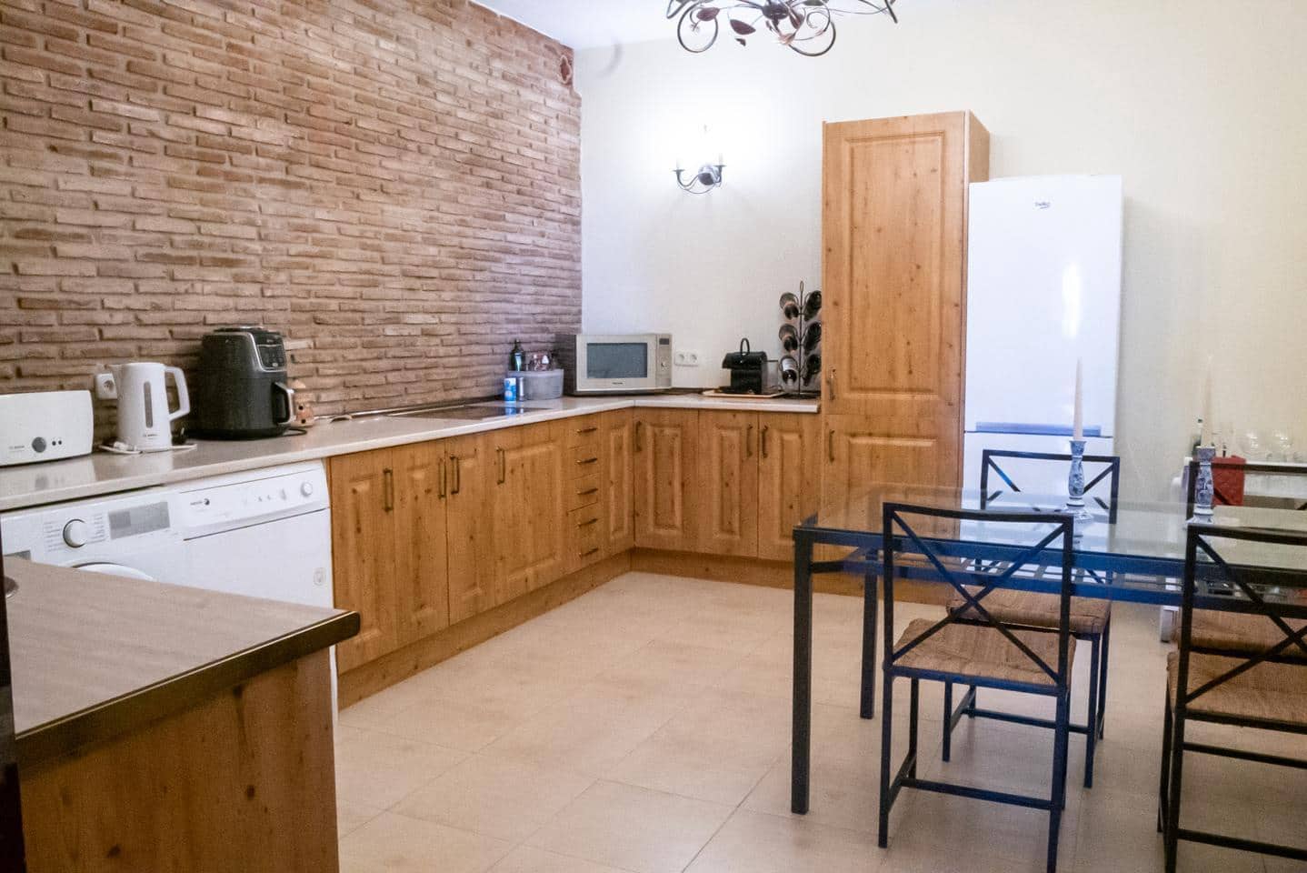 6 slaapkamer Villa te koop in Estepona met zwembad garage - € 1.395.000 (Ref: 9426419)