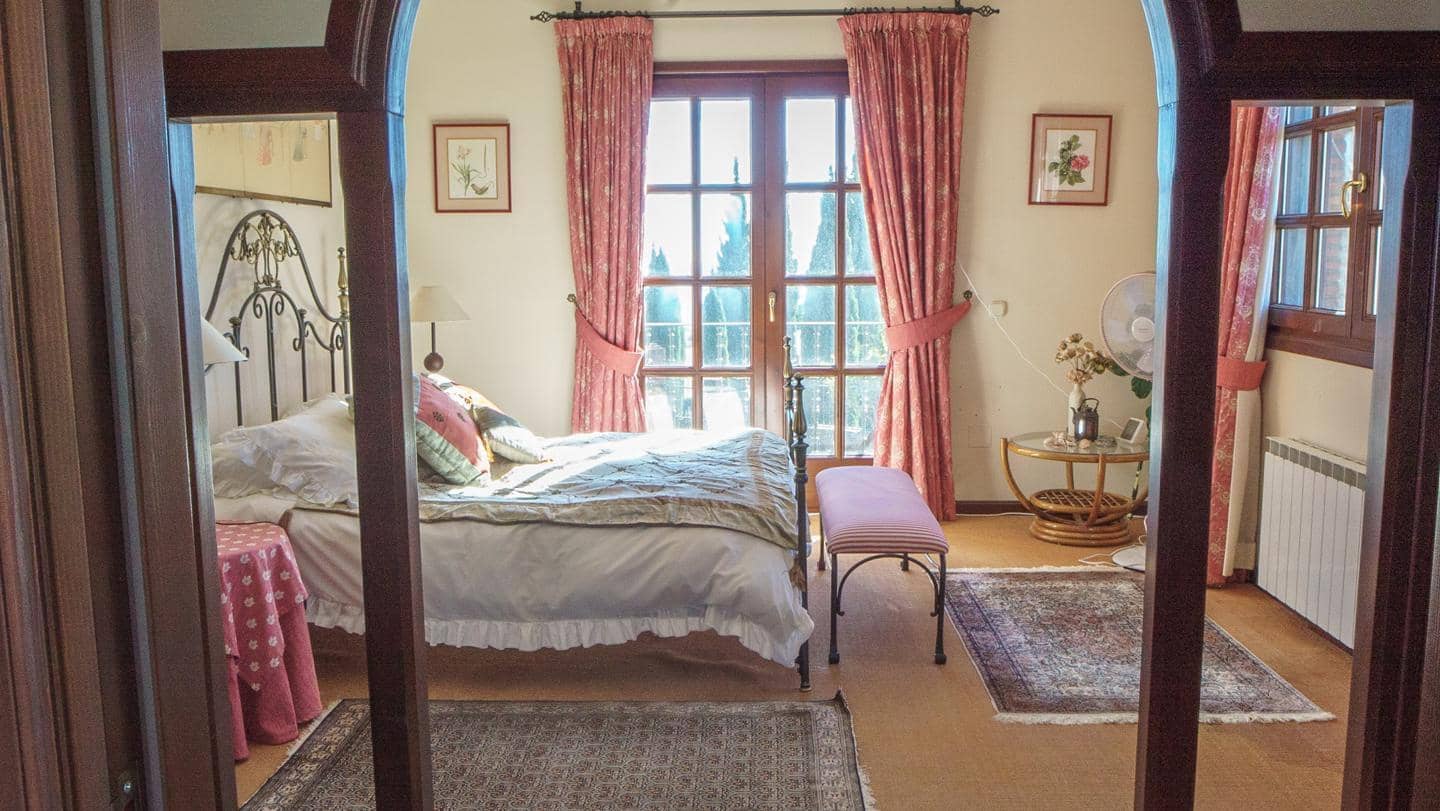 6 slaapkamer Villa te koop in Estepona met zwembad garage - € 1.395.000 (Ref: 9426419)