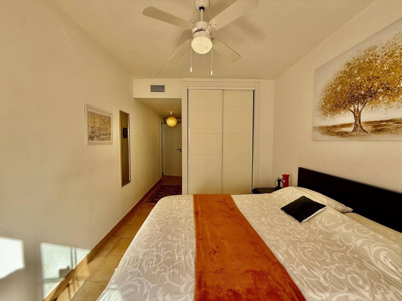 3 bedroom Flat for sale in La Alcaidesa with garage - € 310,000 (Ref: 9426420)