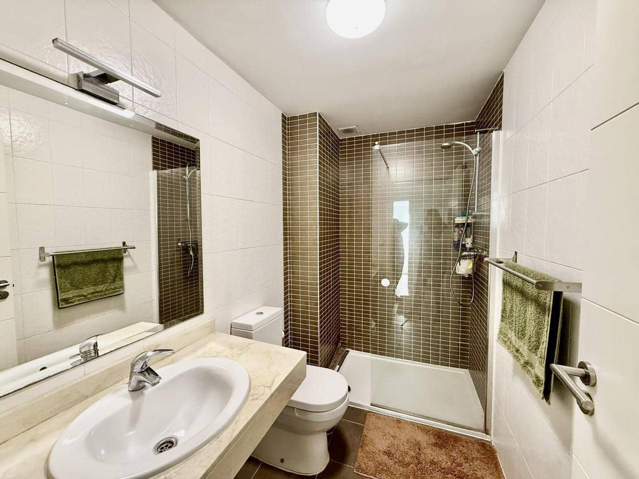 3 bedroom Flat for sale in La Alcaidesa with garage - € 310,000 (Ref: 9426420)