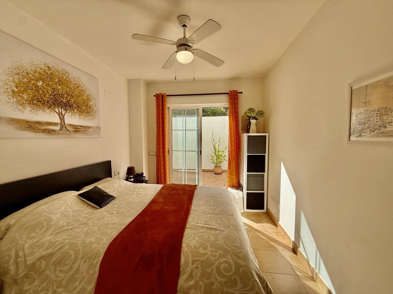 3 bedroom Flat for sale in La Alcaidesa with garage - € 310,000 (Ref: 9426420)