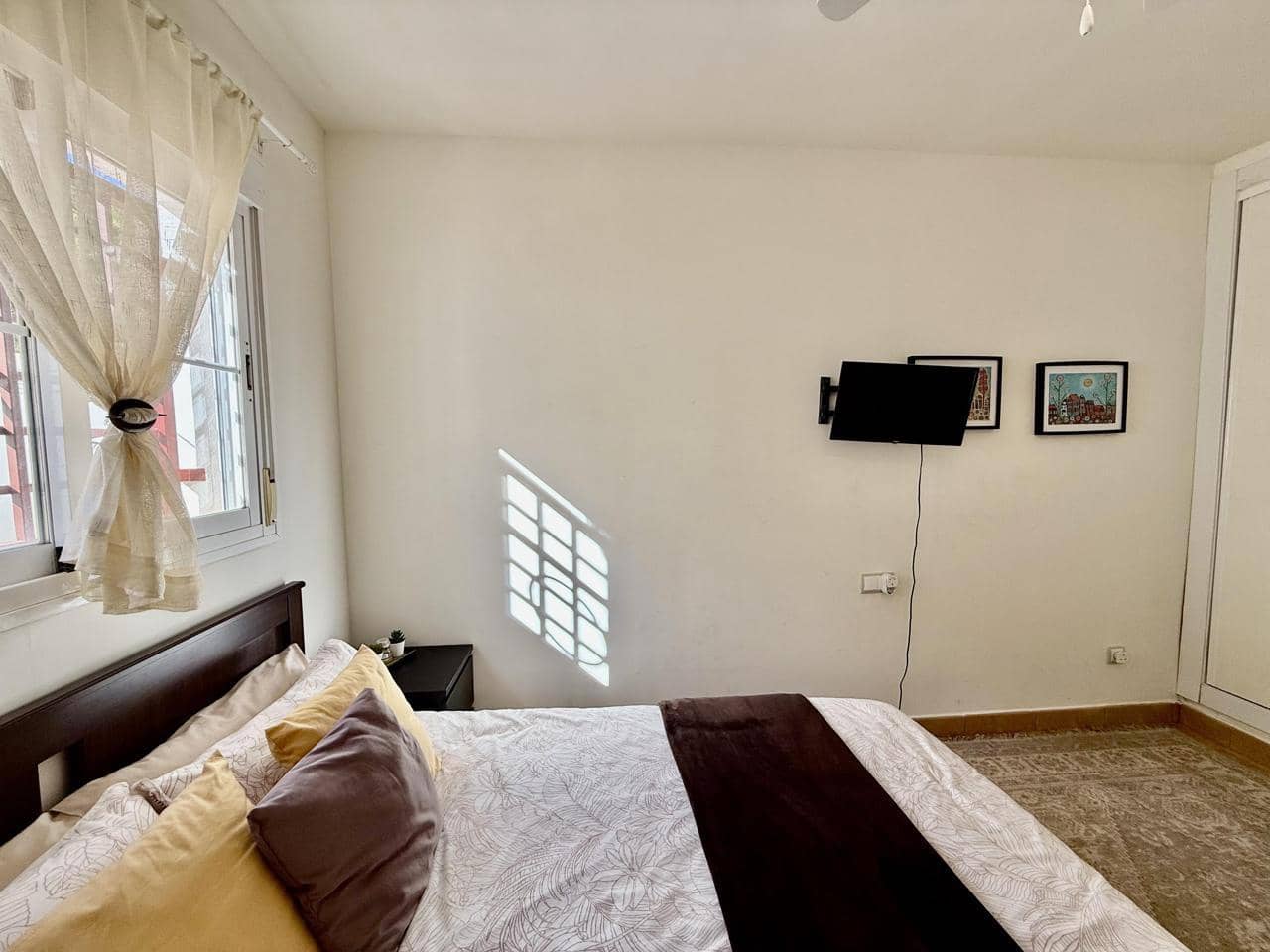 3 bedroom Flat for sale in La Alcaidesa with garage - € 310,000 (Ref: 9426420)