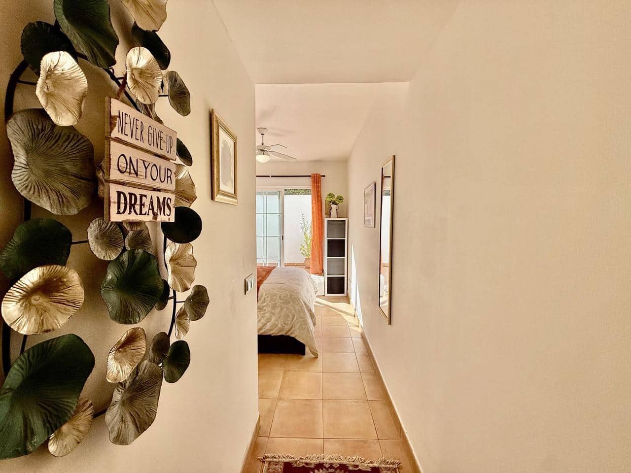 3 bedroom Flat for sale in La Alcaidesa with garage - € 310,000 (Ref: 9426420)