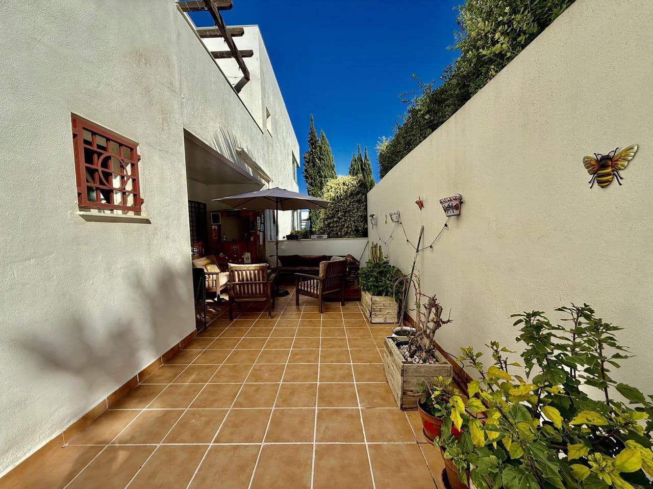 3 bedroom Flat for sale in La Alcaidesa with garage - € 310,000 (Ref: 9426420)