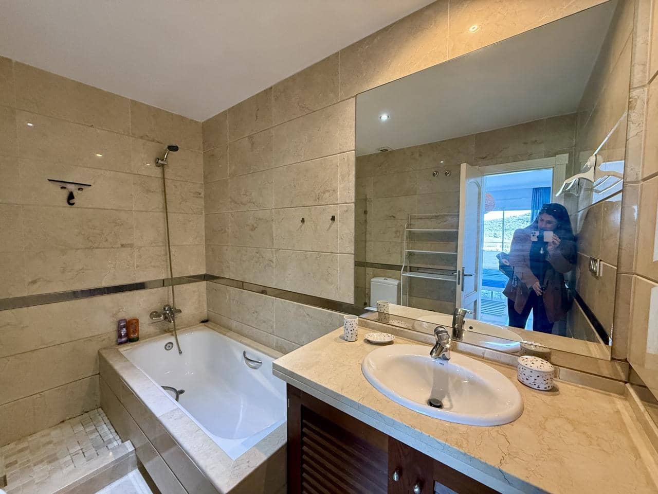 3 chambre Appartement à vendre à San Roque avec garage - 450 000 € (Ref: 9432869)