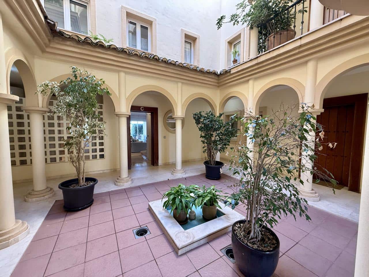 3 chambre Appartement à vendre à San Roque avec garage - 450 000 € (Ref: 9432869)