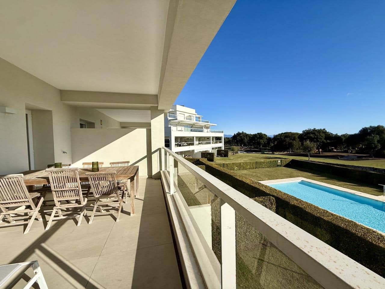 3 slaapkamer Flat te koop in Sotogrande met garage - € 515.000 (Ref: 9432870)
