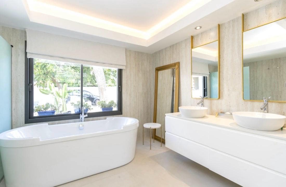 4 soveværelse Villa til salg i San Pedro de Alcantara med swimmingpool garage - € 2.900.000 (Ref: 9449336)