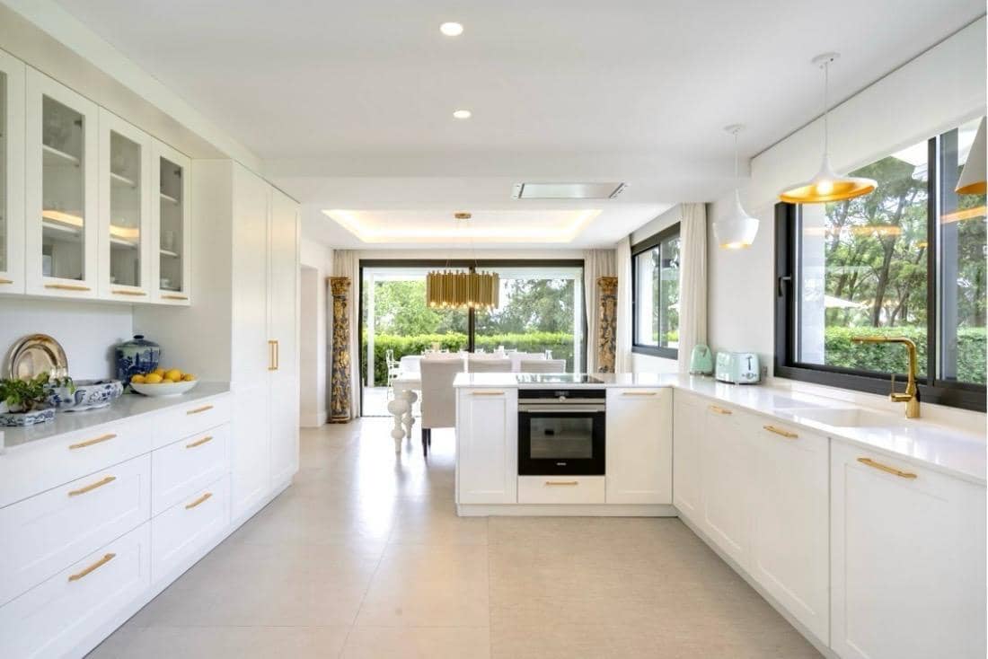 4 soveværelse Villa til salg i San Pedro de Alcantara med swimmingpool garage - € 2.900.000 (Ref: 9449336)