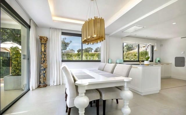 4 soveværelse Villa til salg i Guadalmina Alta, Marbella med swimmingpool garage - € 2.900.000 (Ref: 9449336)