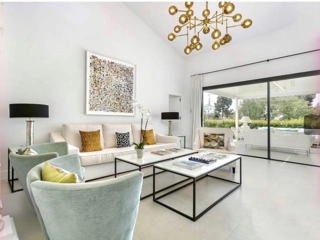 4 soveværelse Villa til salg i Guadalmina Alta, Marbella med swimmingpool garage - € 2.900.000 (Ref: 9449336)