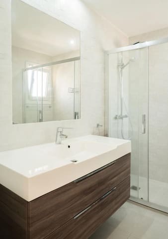 Chalet de 4 habitaciones en El Paraíso, Benahavís en venta con piscina garaje - 1.495.000 € (Ref: 9489974)