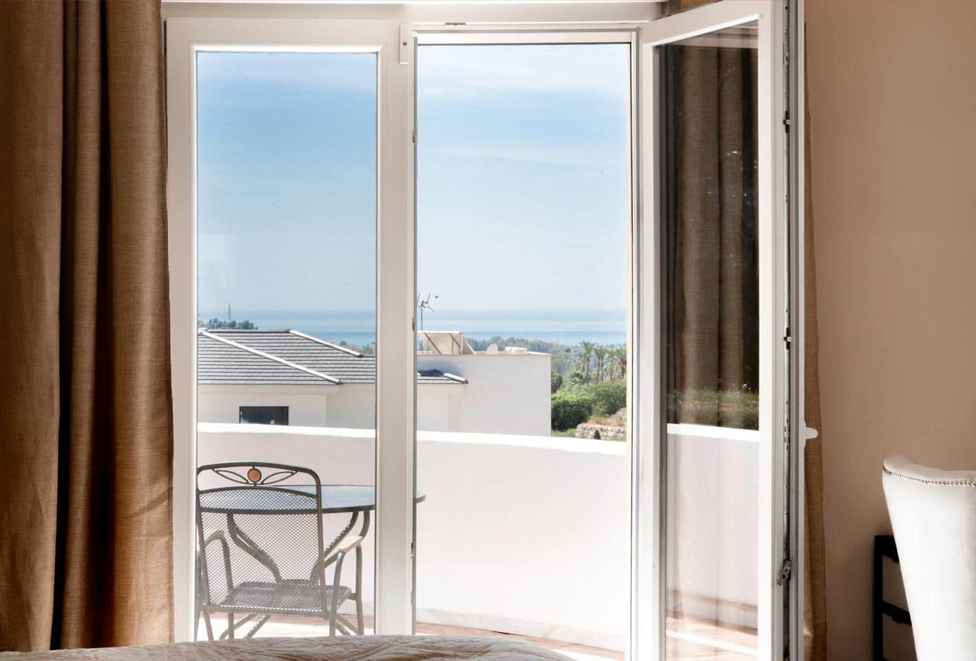 4 slaapkamer Villa te koop in Benahavis met zwembad garage - € 1.495.000 (Ref: 9489974)