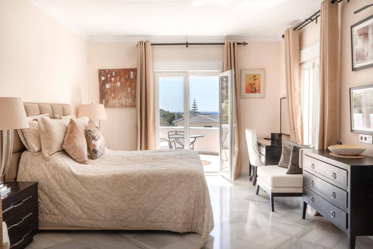 4 slaapkamer Villa te koop in Benahavis met zwembad garage - € 1.495.000 (Ref: 9489974)