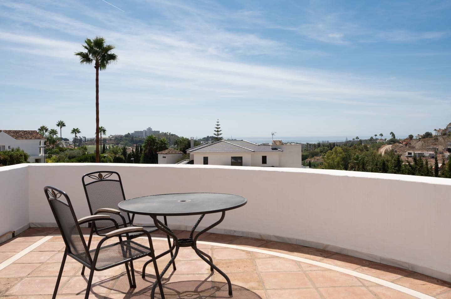 4 slaapkamer Villa te koop in Benahavis met zwembad garage - € 1.495.000 (Ref: 9489974)
