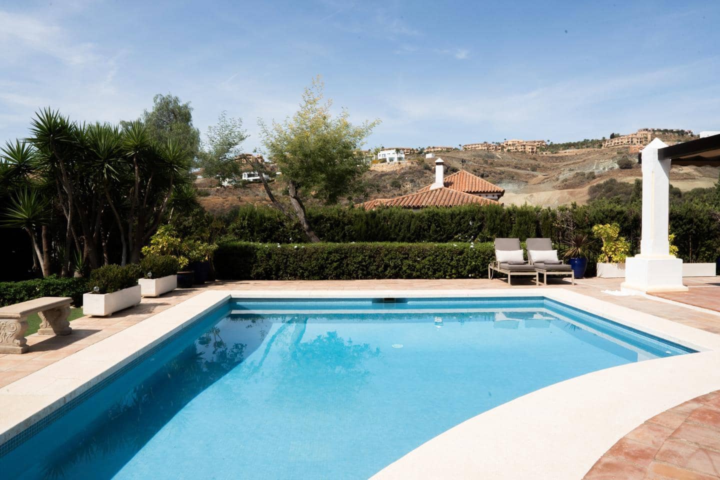 4 slaapkamer Villa te koop in Benahavis met zwembad garage - € 1.495.000 (Ref: 9489974)