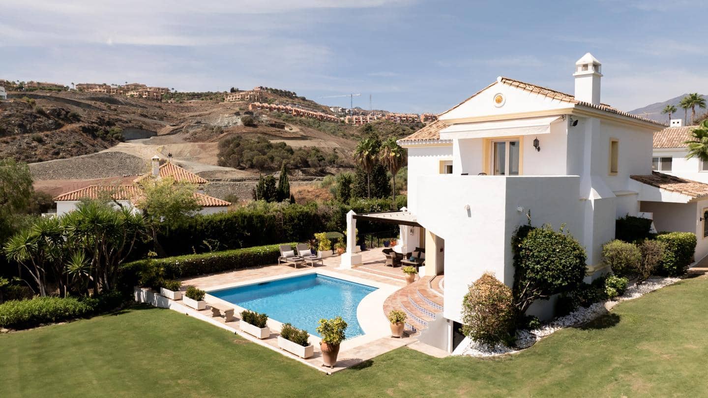 4 slaapkamer Villa te koop in Benahavis met zwembad garage - € 1.495.000 (Ref: 9489974)