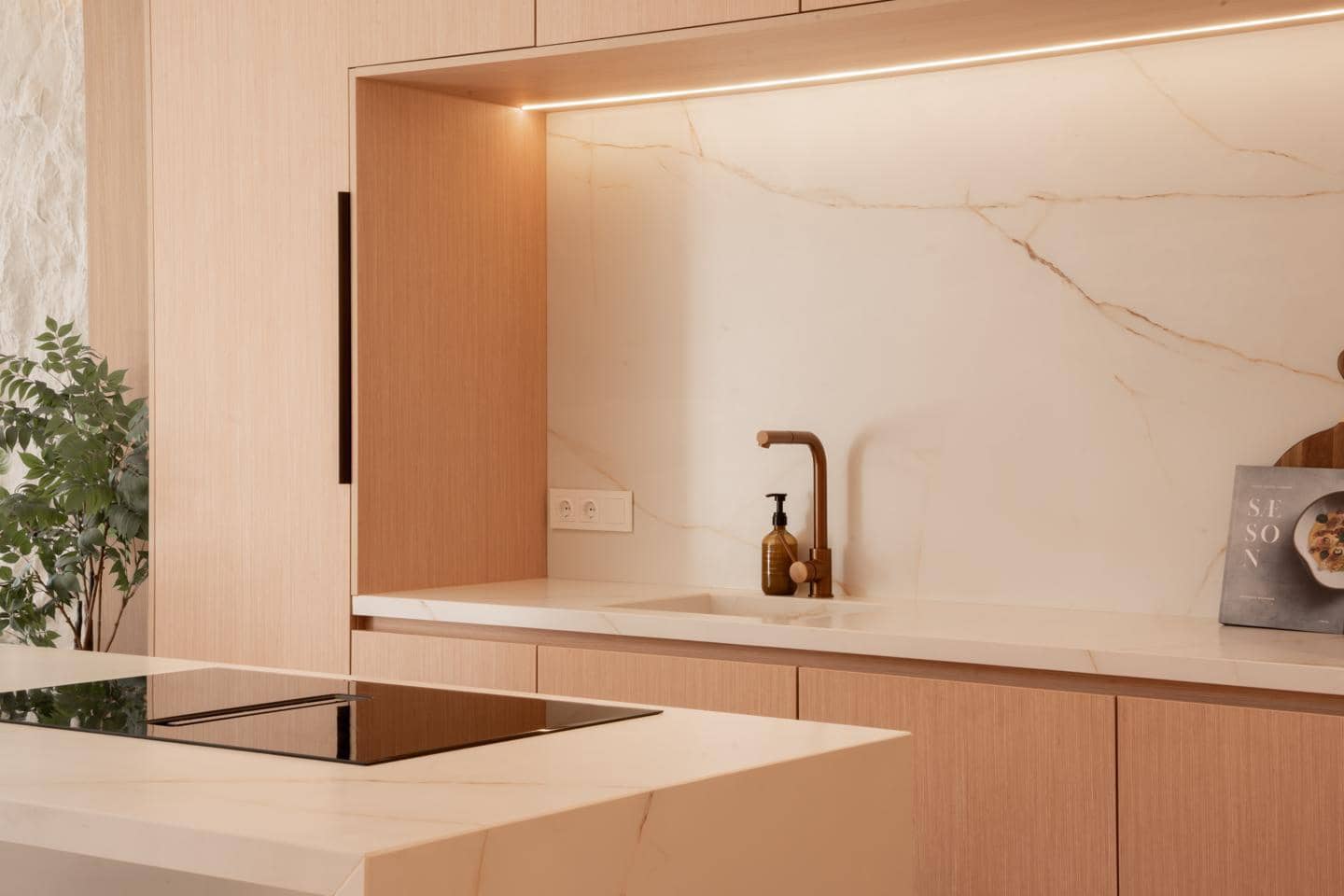 4 slaapkamer Villa te koop in Marbella met garage - € 1.450.000 (Ref: 9489976)