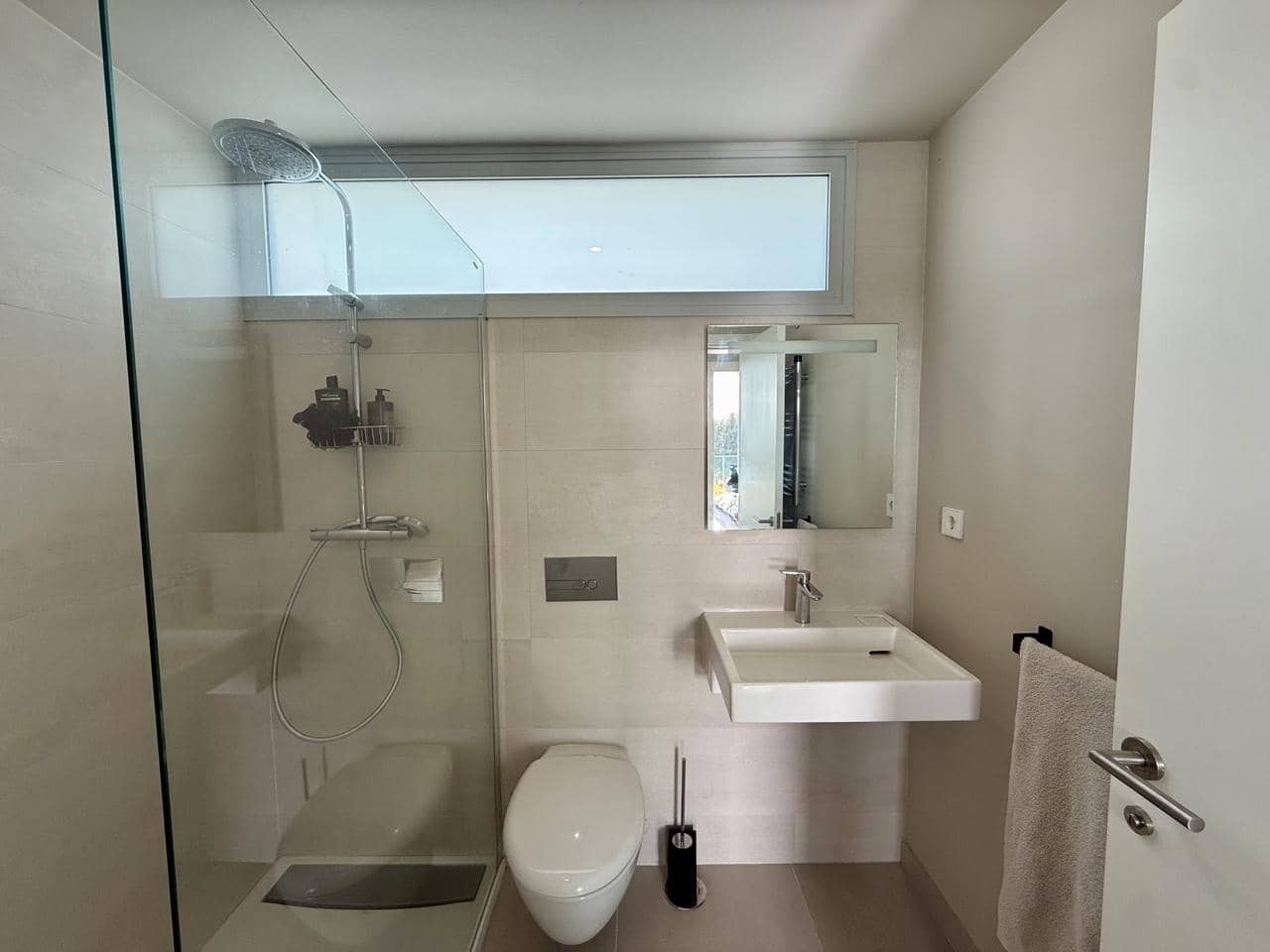 5 quarto Moradia para venda em Sotogrande com piscina garagem - 1 450 000 € (Ref: 9539635)