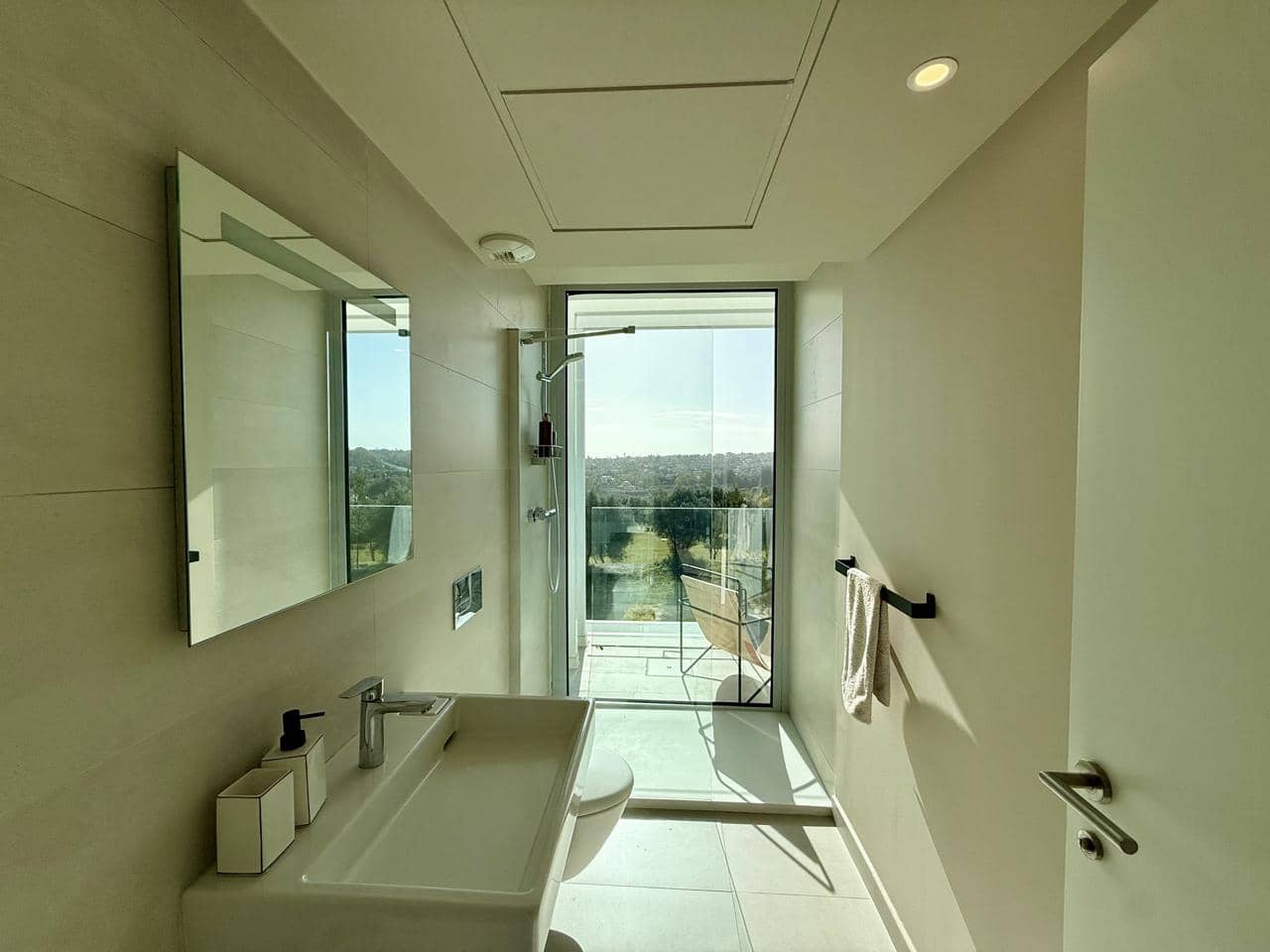 5 quarto Moradia para venda em Sotogrande com piscina garagem - 1 450 000 € (Ref: 9539635)