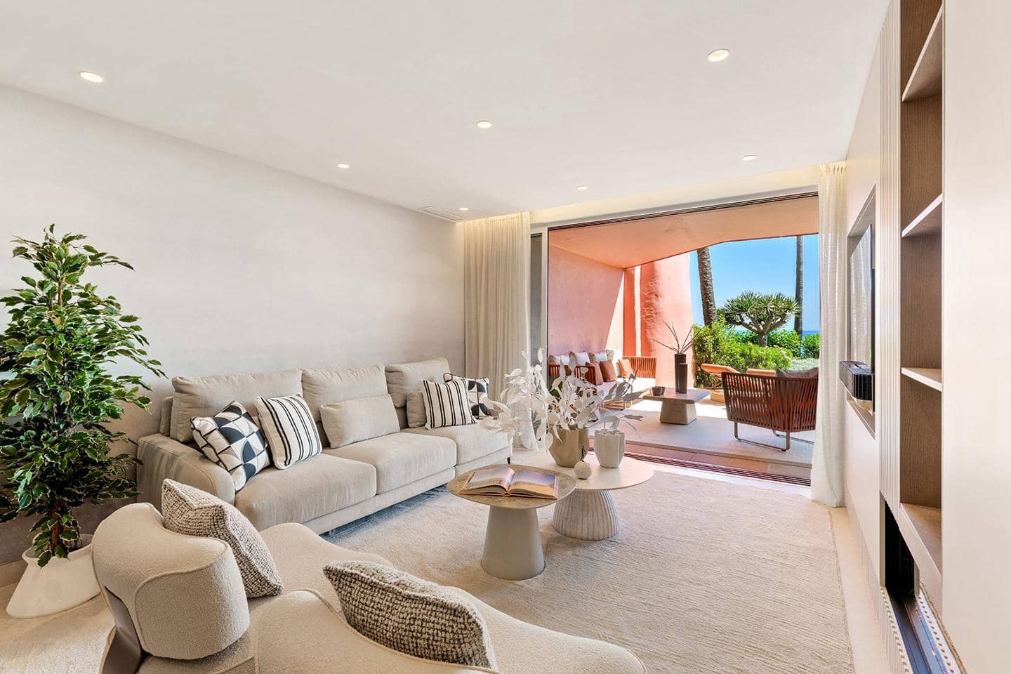 3 sovrum Lägenhet till salu i Estepona med garage - 2 350 000 € (Ref: 9559300)