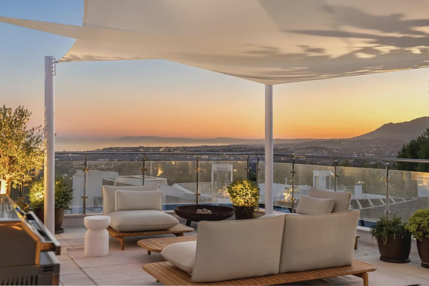 3 Zimmer Villa zu verkaufen in Marbella mit Pool Garage - 3.850.000 € (Ref: 9669369)