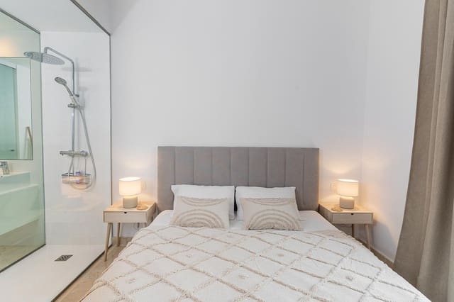 3 sovrum Lägenhet till salu i El Paraíso, Benahavís med garage - 569 000 € (Ref: 9669370)