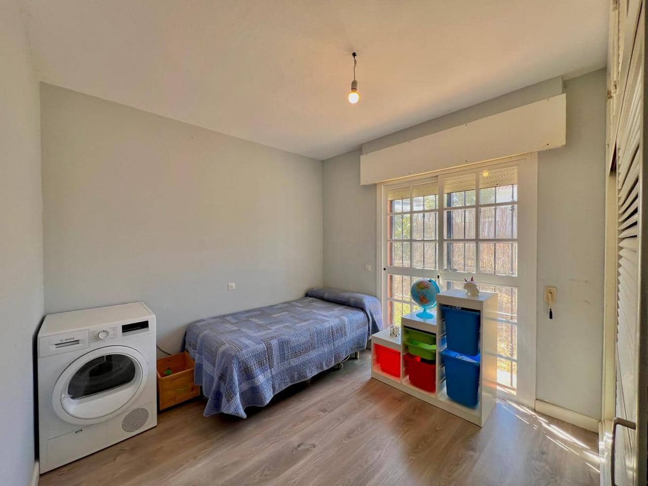 6 sovrum Villa till salu i Estepona med pool garage - 1 490 000 € (Ref: 9669371)