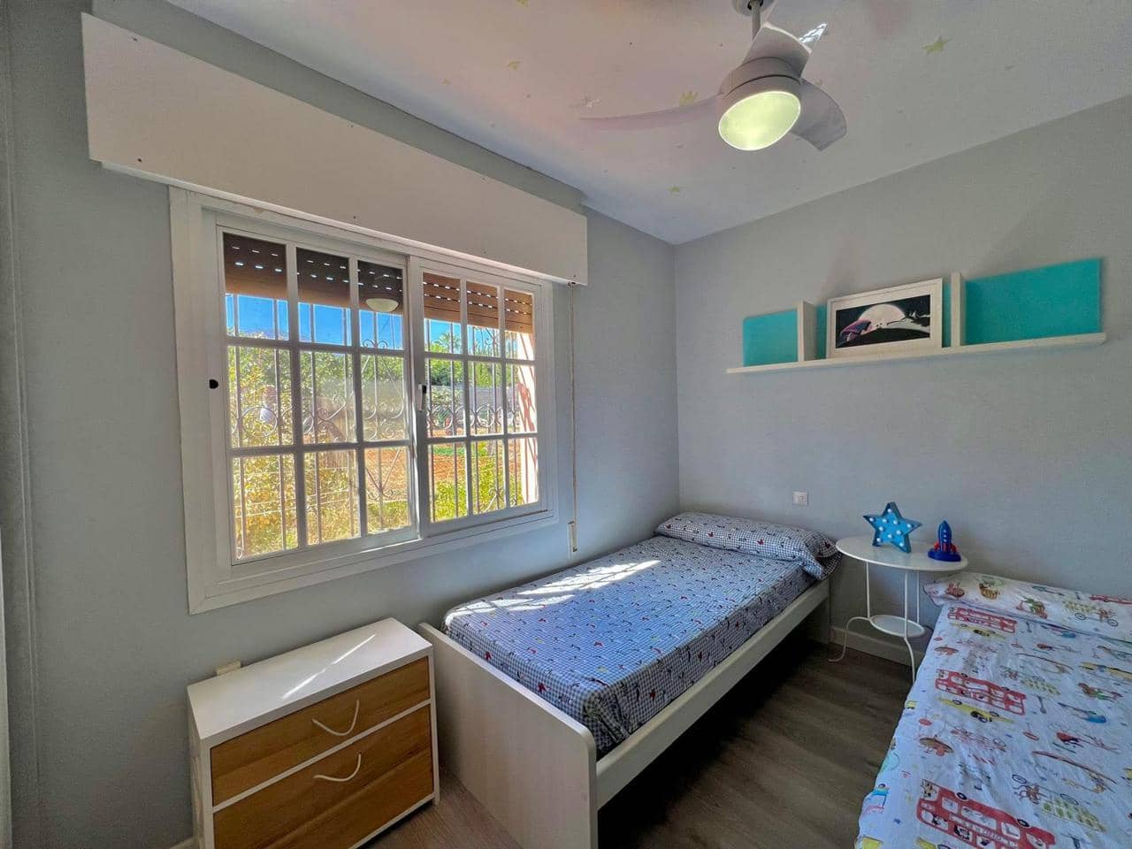 6 sovrum Villa till salu i Estepona med pool garage - 1 490 000 € (Ref: 9669371)