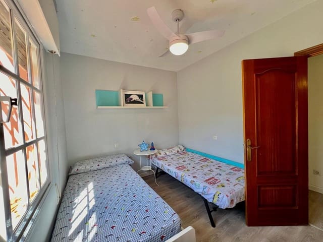 6 bedroom Villa for sale in Huerta Nueva, Estepona with pool garage - € 1,490,000 (Ref: 9669371)