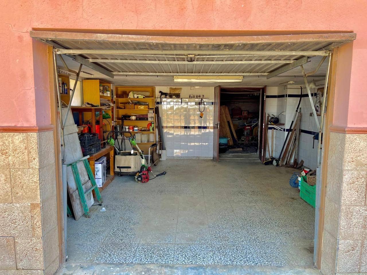 6 sovrum Villa till salu i Estepona med pool garage - 1 490 000 € (Ref: 9669371)