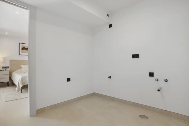 4 soverom Villa til salgs i Guadalmina Alta, Marbella med svømmebasseng garasje - € 2 995 000 (Ref: 9669373)