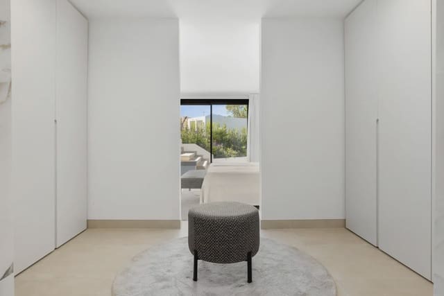 4 soverom Villa til salgs i Guadalmina Alta, Marbella med svømmebasseng garasje - € 2 995 000 (Ref: 9669373)