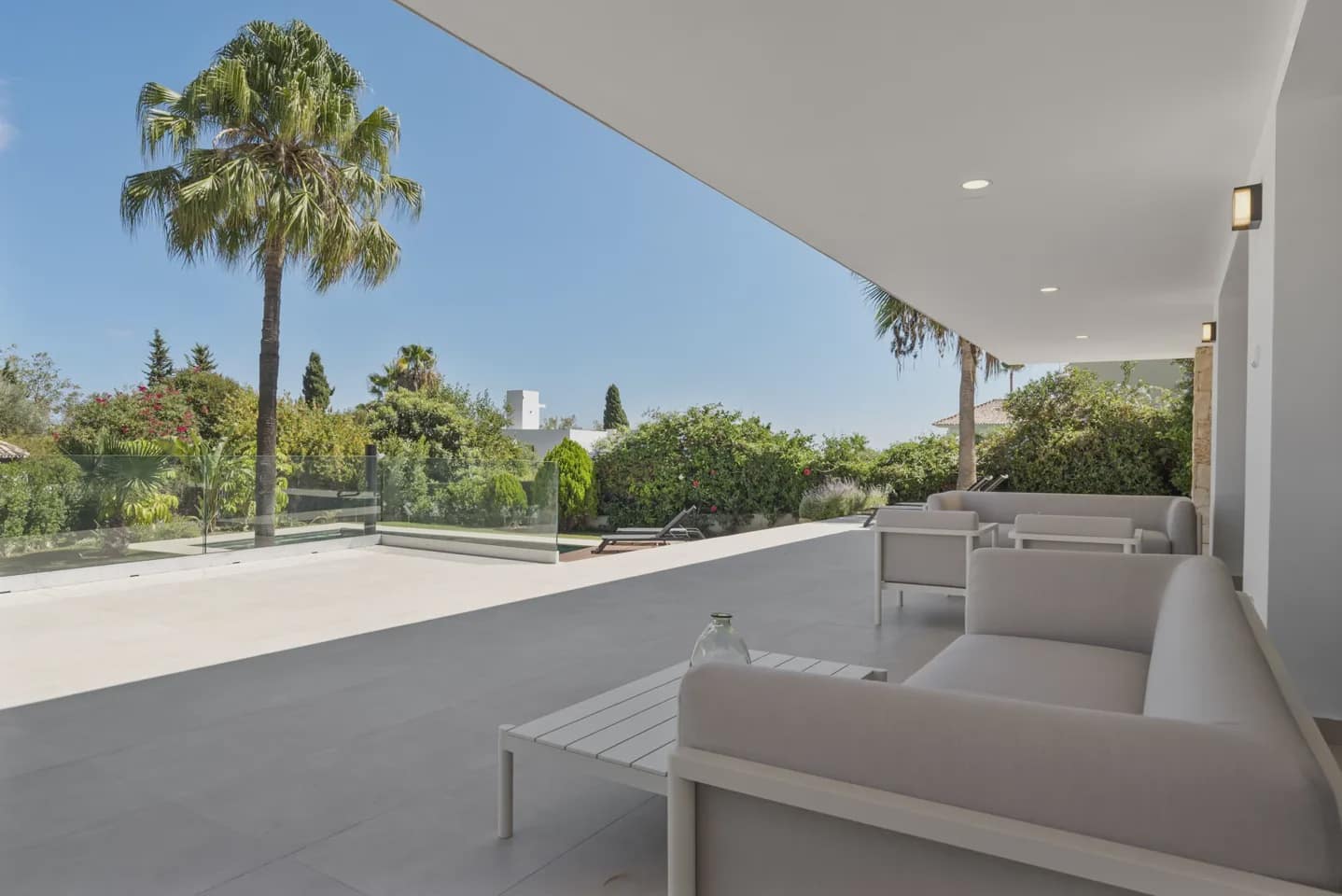 4 soverom Villa til salgs i Marbella med svømmebasseng garasje - € 2 995 000 (Ref: 9669373)