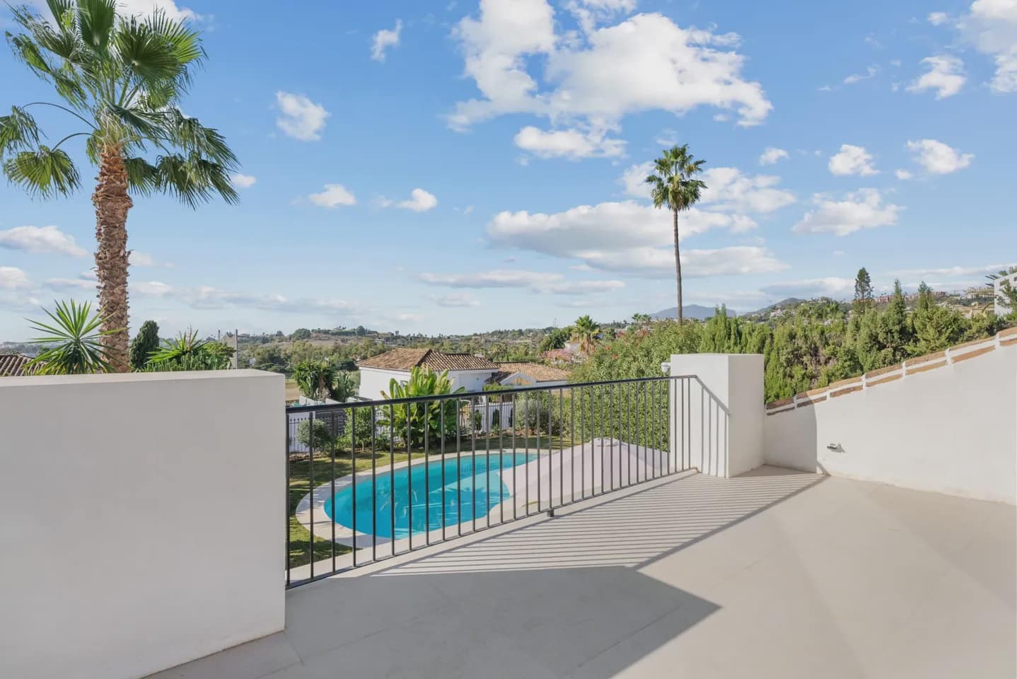 4 sovrum Villa till salu i Marbella med pool garage - 2 895 000 € (Ref: 9669374)