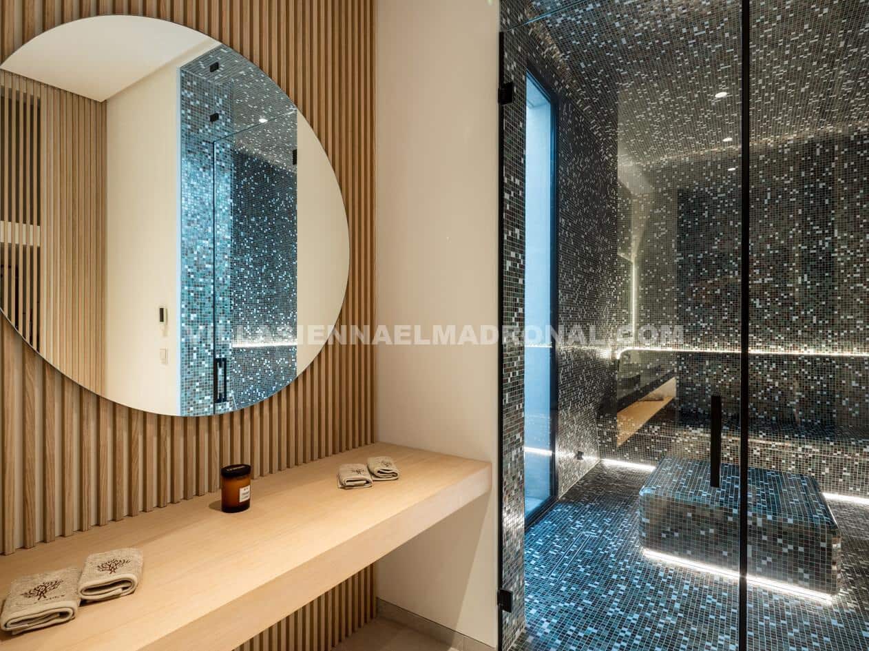 8 Zimmer Villa zu verkaufen in El Madronal mit Garage - 11.500.000 € (Ref: 9669375)