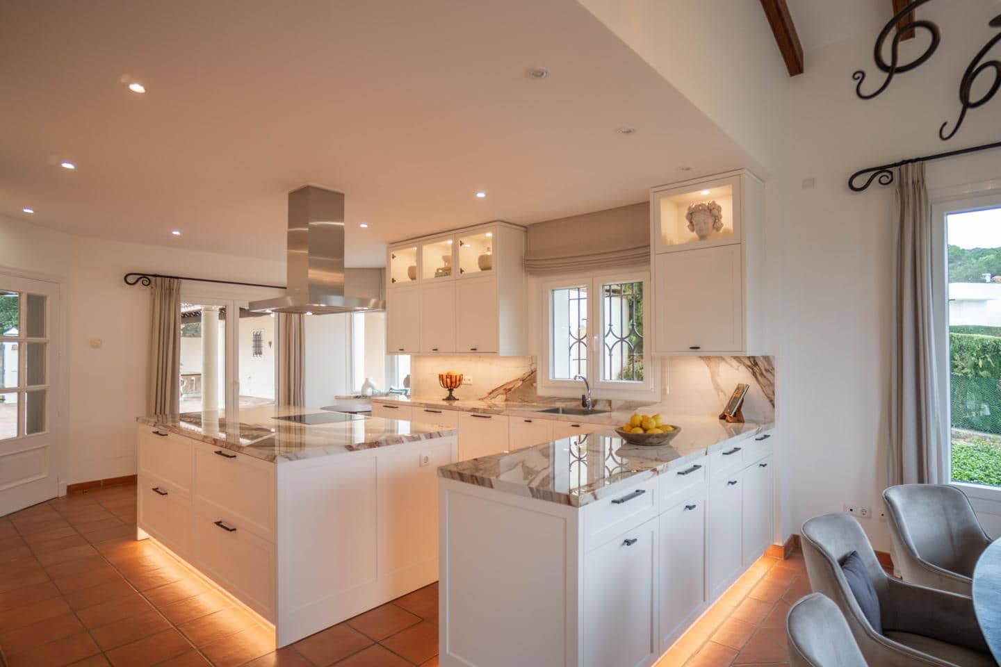 3 soveværelse Villa til salg i Sotogrande med swimmingpool garage - € 2.980.000 (Ref: 9720476)