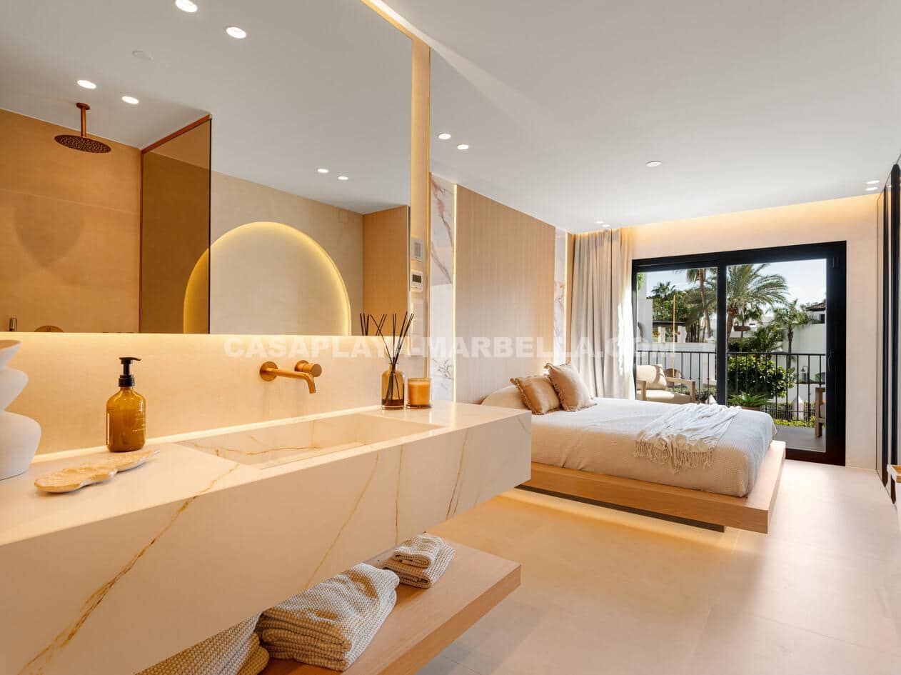 4 chambre Villa/Maison à vendre à Marbella avec piscine - 1 450 000 € (Ref: 9770901)