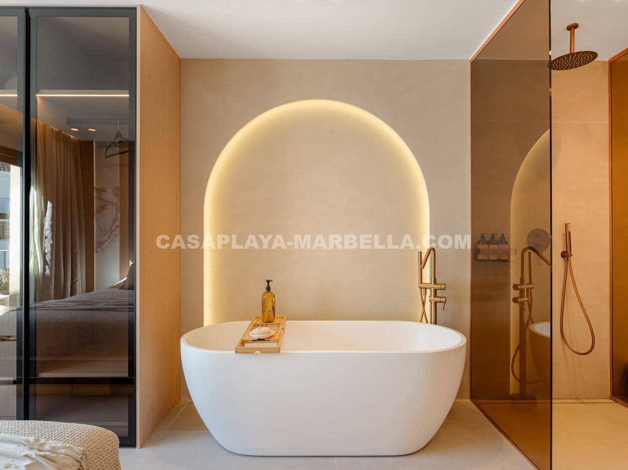 4 chambre Villa/Maison à vendre à Marbella avec piscine - 1 450 000 € (Ref: 9770901)