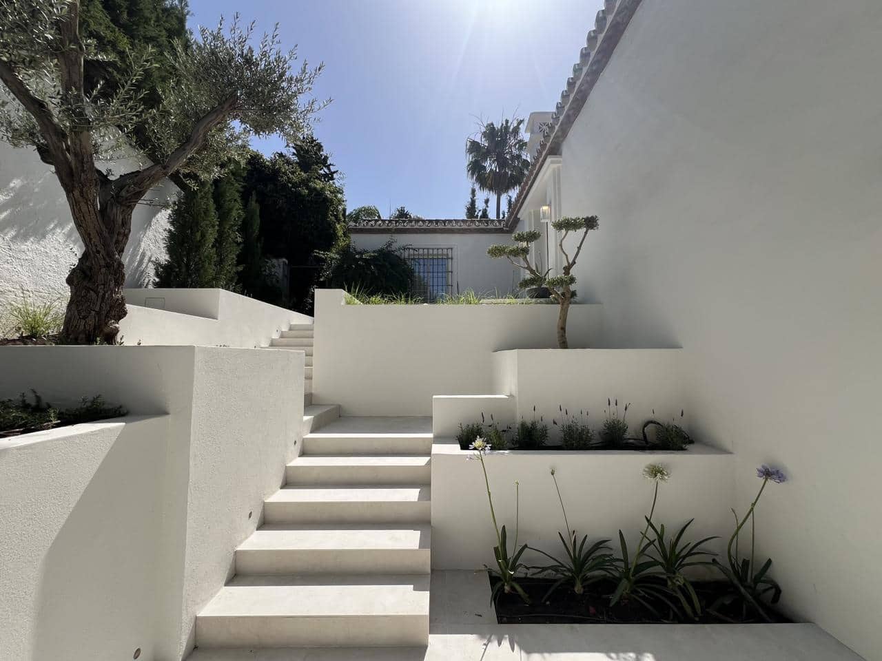 3 bedroom Villa for sale in San Pedro de Alcantara with pool garage - € 2,750,000 (Ref: 9880306)