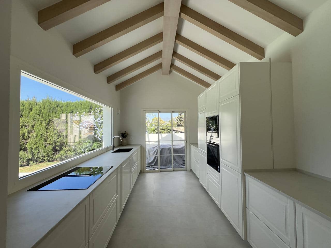 3 bedroom Villa for sale in San Pedro de Alcantara with pool garage - € 2,750,000 (Ref: 9880306)