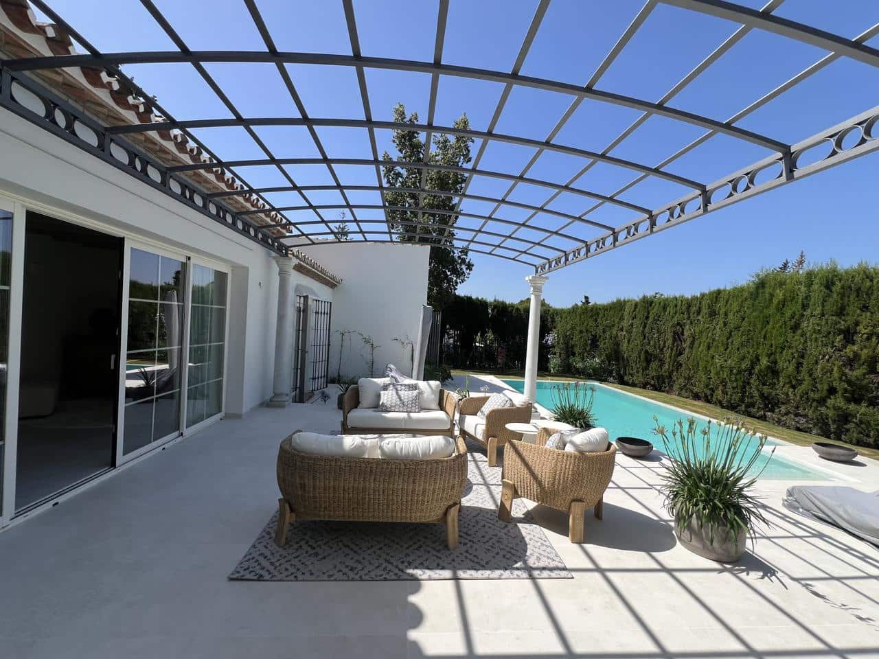 3 bedroom Villa for sale in San Pedro de Alcantara with pool garage - € 2,750,000 (Ref: 9880306)