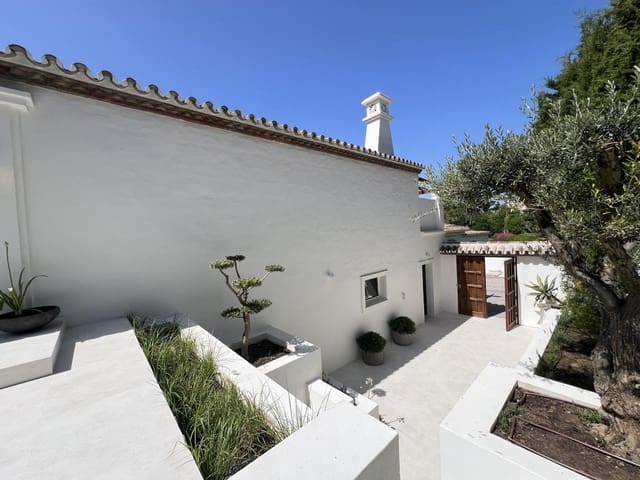 3 camera da letto Villa in vendita in Guadalmina Alta, Marbella con piscina garage - 2.750.000 € (Rif: 9880306)