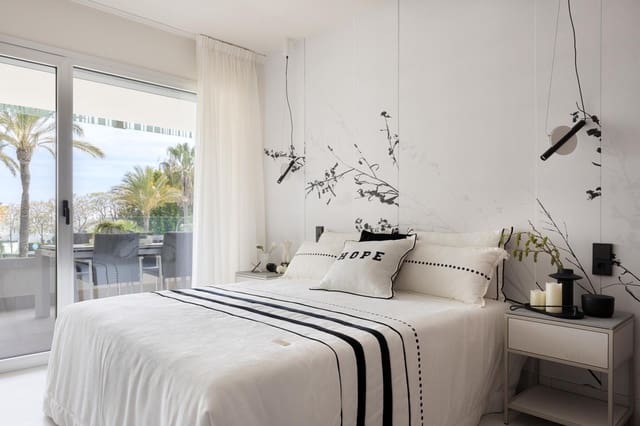 Piso de 4 habitaciones en Nueva Alcántara, Marbella en venta con garaje - 1.460.000 € (Ref: 9975991)