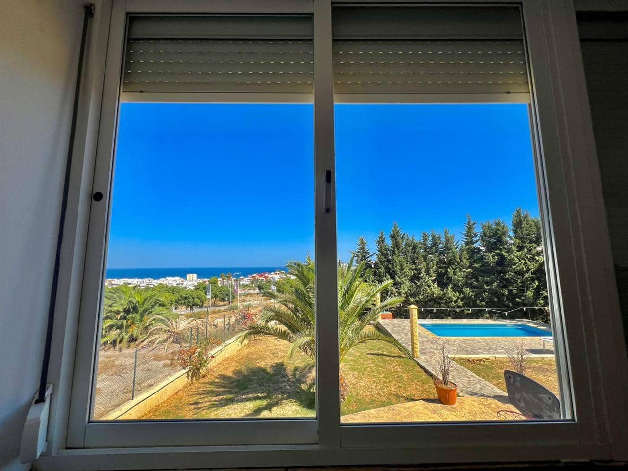 Chalet de 6 habitaciones en Estepona en venta con piscina garaje - 1.490.000 € (Ref: 9975993)