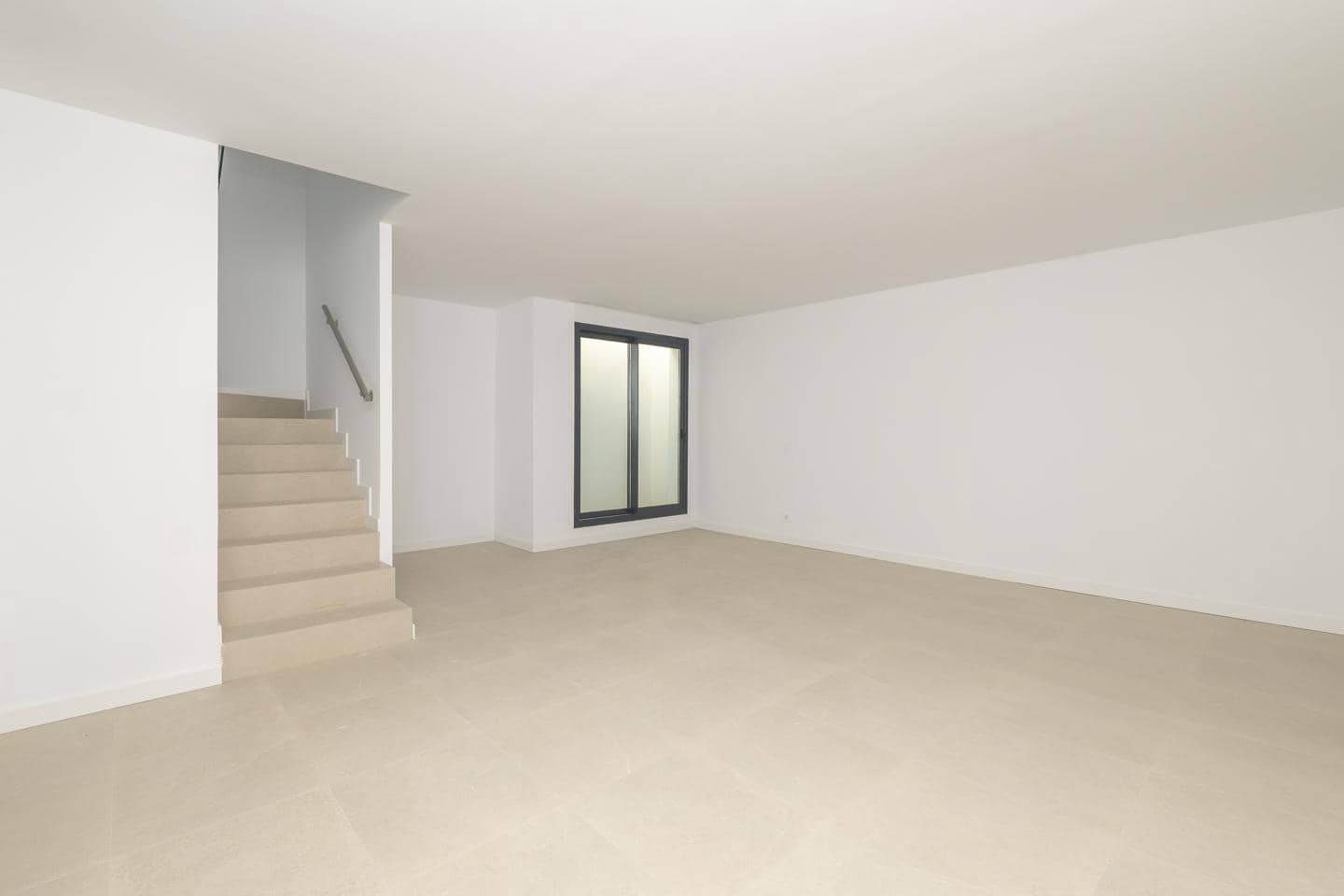 4 soverom Villa til salgs i El Paraiso med svømmebasseng garasje - € 1 050 000 (Ref: 9975994)